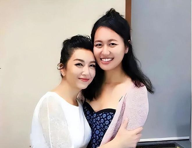 原来她是高曙光女儿，自己跟着妈妈江珊17年，却被异母弟弟继承千万家产（组图） - 9