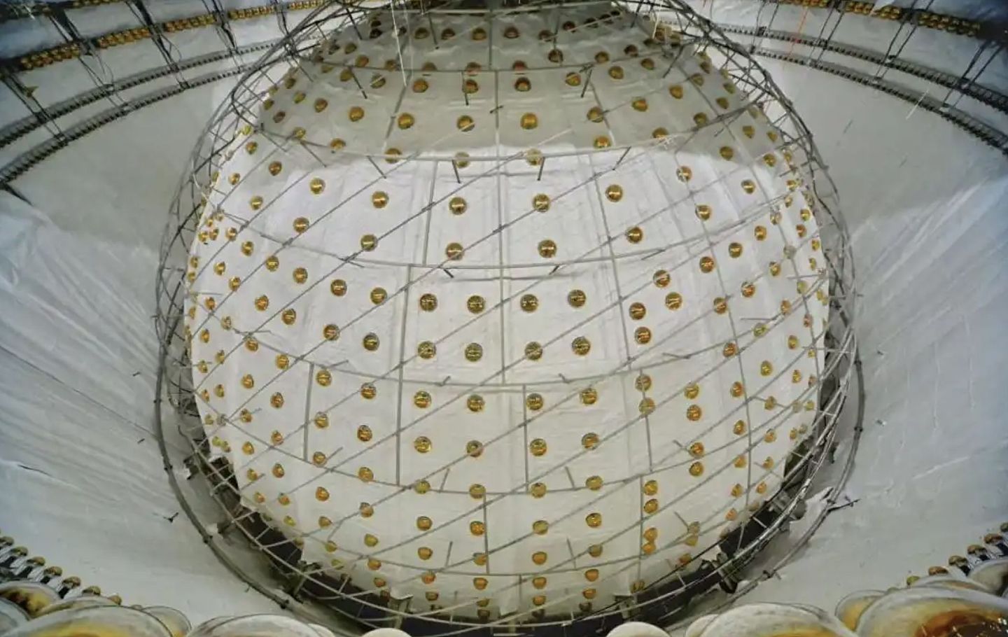 地下700米！中微子探测器正式启用，探究物质和宇宙本源（组图） - 1