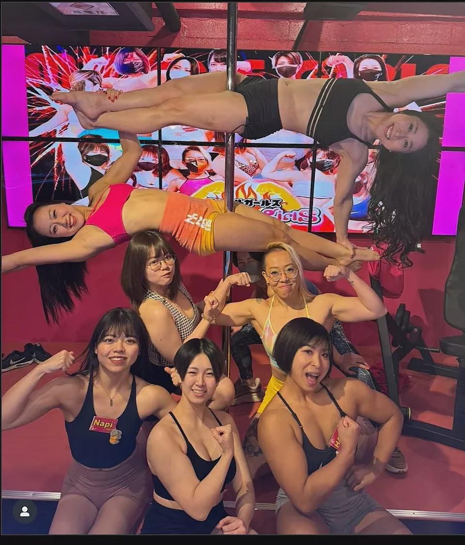 东京“筋肉女子酒吧”奇葩服务：扇巴掌、踢屁股…（组图） - 4