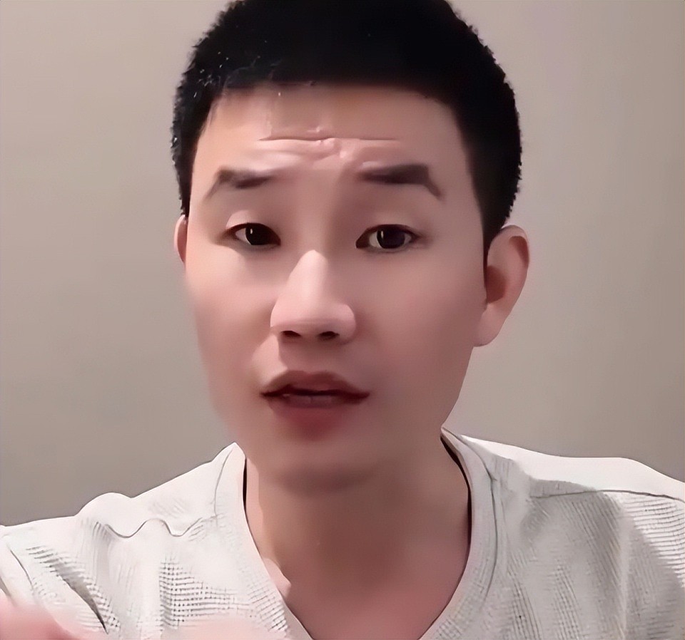 被反诈老陈控诉卖“假手机”，嘎子哥直播怒吼：你是个什么东西？（组图） - 8