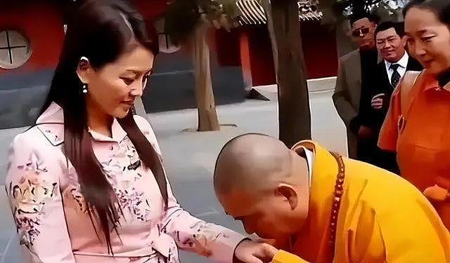 差点“毁了”李湘的两个男人，一个受万人敬仰，一个有花不完的钱（组图） - 7