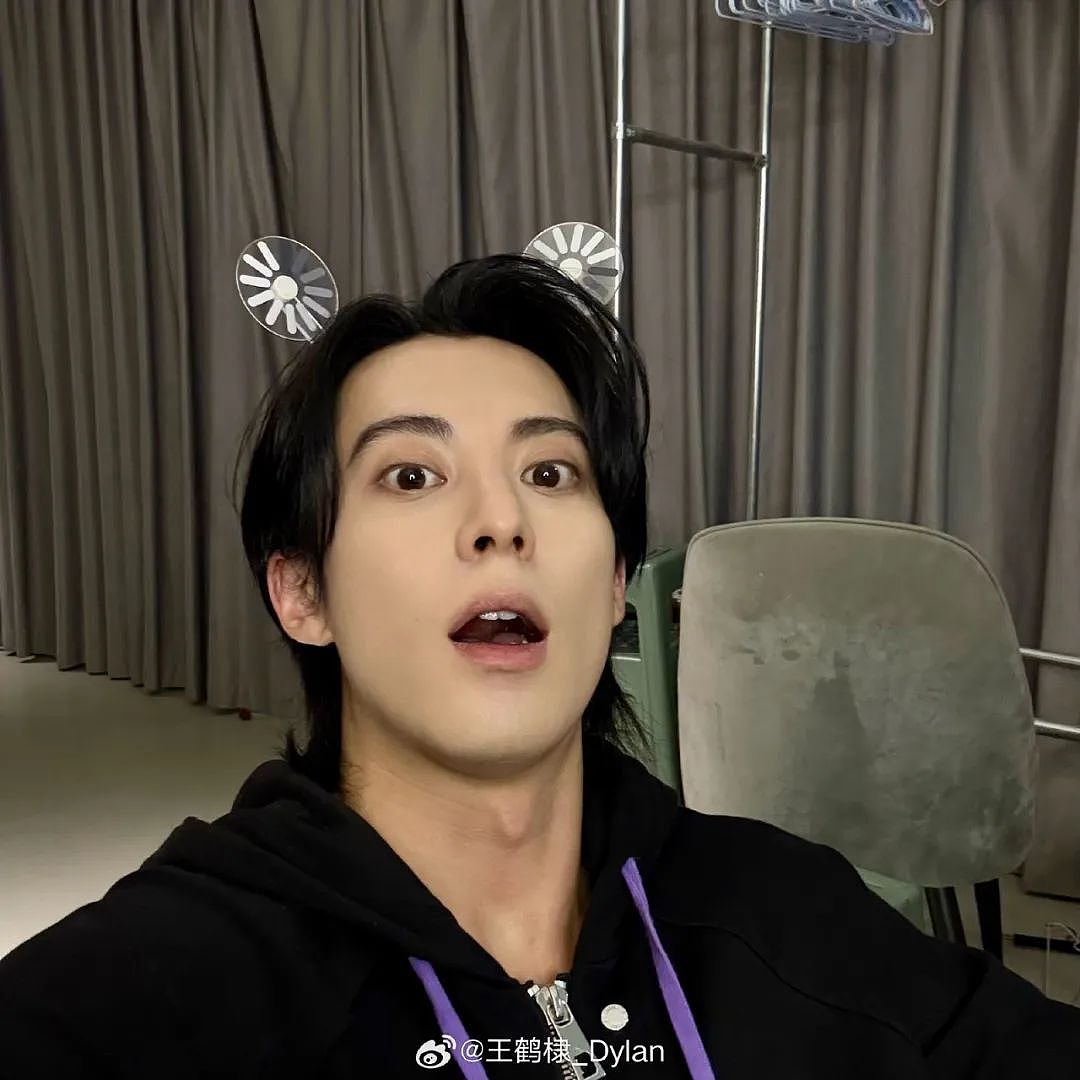 顶流男星凌晨严重声明:严重违法!(组图) - 4