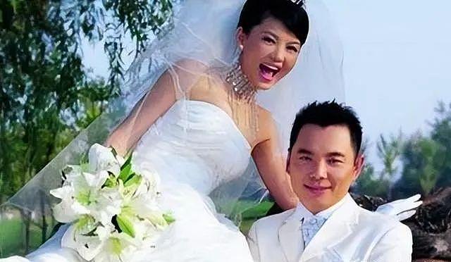 差点“毁了”李湘的两个男人，一个受万人敬仰，一个有花不完的钱（组图） - 4