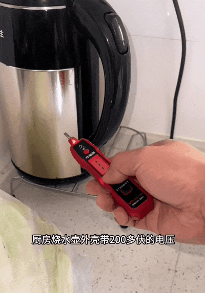 厨房爆炸、电器自燃！网友围观青岛电工“破案”，真相令人唏嘘（组图） - 8