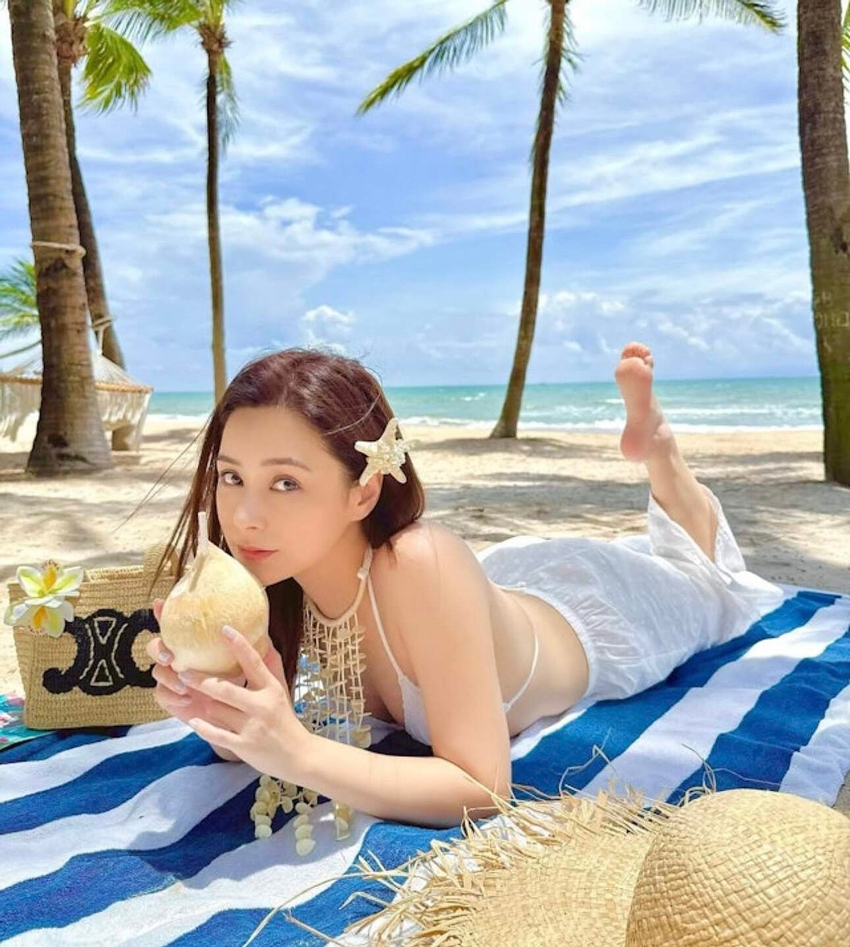 香港知名女星减肥成功晒事业线，住两千尺北京豪宅，是隐形富婆（组图） - 5