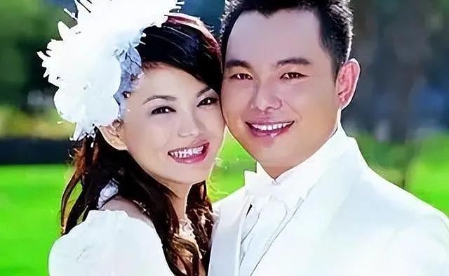 差点“毁了”李湘的两个男人，一个受万人敬仰，一个有花不完的钱（组图） - 10