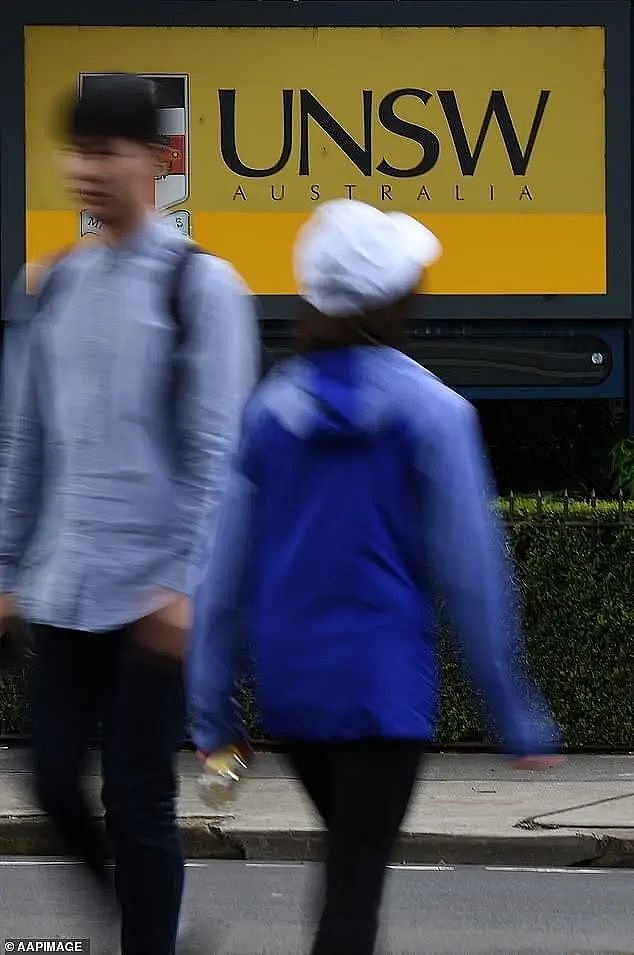 离谱!泰国留学生怒斥:中国同学一句英语不会说,澳洲大学却只顾收钱!(组图) - 3