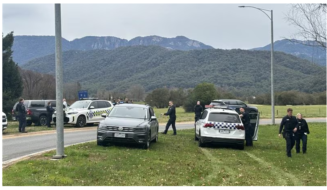 又一起,枪战!维州警察今天遭遇伏击,2死1伤(组图) - 3
