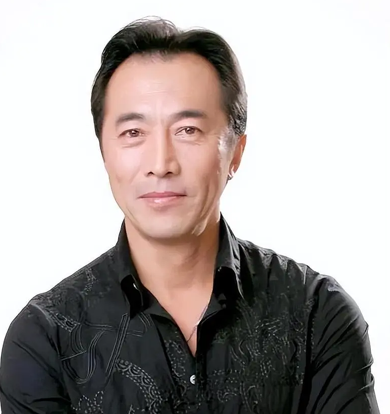 【情感】老戏骨郑晓宁：经历两段婚姻，50岁老来得子，人生比电视剧坎坷（组图） - 2