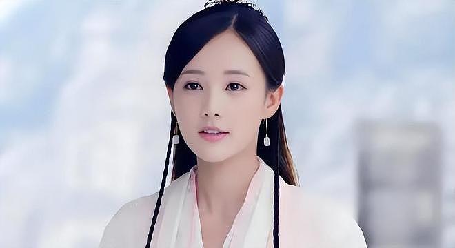 李一桐点掉旺夫痣，网友：她这是要逆天啊（组图） - 2