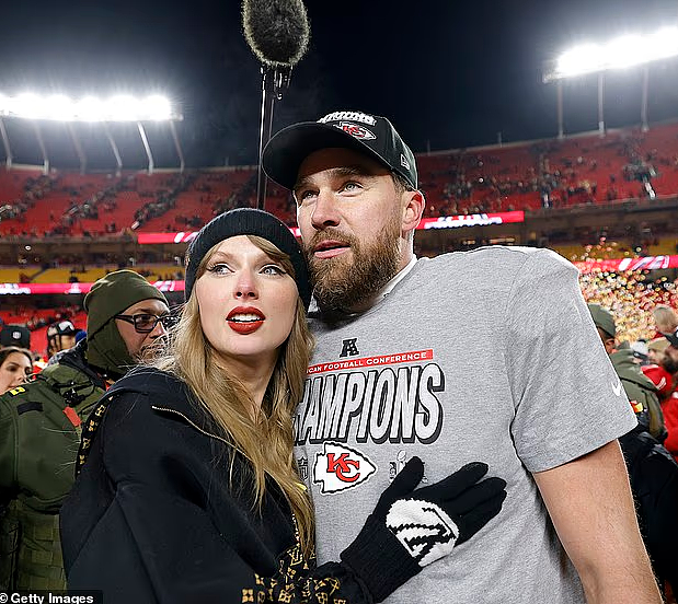 全球瞩目！泰勒·斯威夫特官宣订婚：英语老师和体育老师要结婚了！特朗普送祝福（视频/组图） - 10