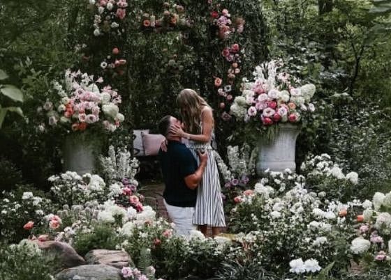 霉霉凯尔西订婚:最后一舞,退役结婚?(组图) - 1