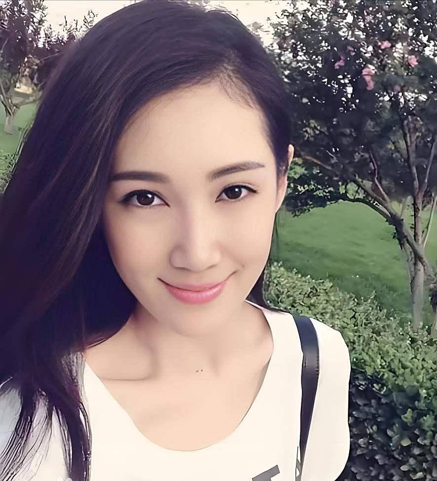 曝韩磊出轨致女性怀孕，对方小21岁，没原配漂亮，认识好几年了（组图） - 16