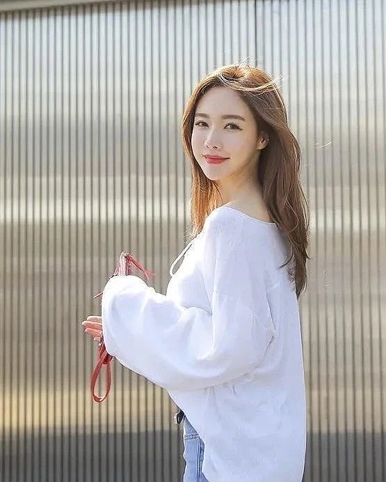 【美女】“亚洲尤物”爆红引1.8亿网友围观：超美，但她是谁（组图） - 4