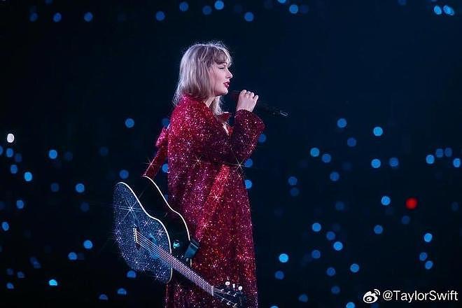 霉霉宣布订婚,“他就像一个人形金毛犬走向她,眼神里充满爱意”(组图) - 8