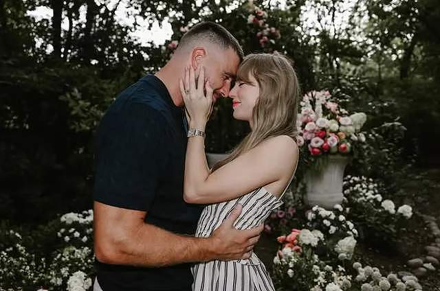 霉霉订婚！未婚夫黑历史被扒，17年了她还是想当啦啦队长的小女孩（组图） - 1