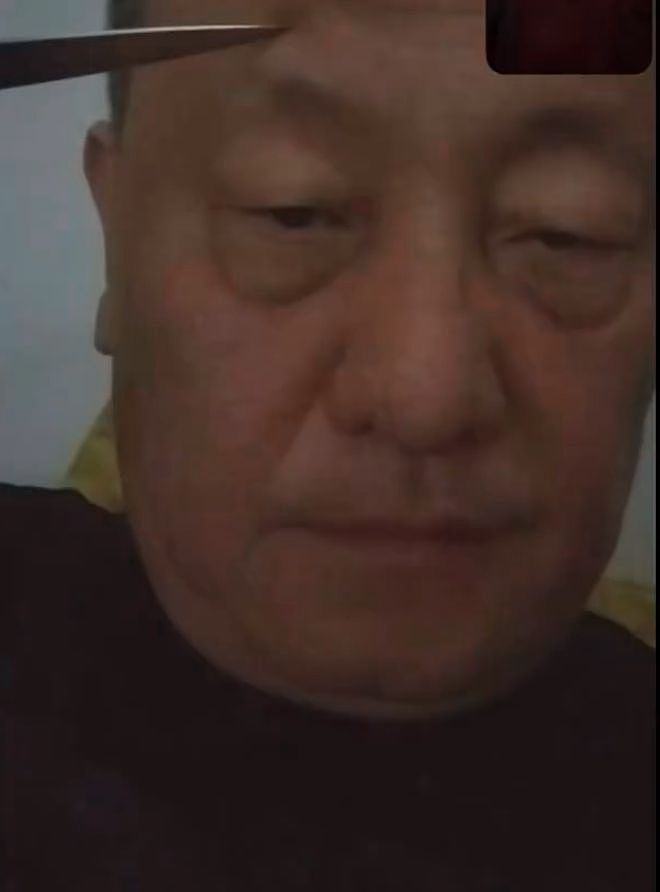韩磊被曝出轨致女生怀孕，承诺给女方100万却反悔，女方晒亲吻照（组图） - 9
