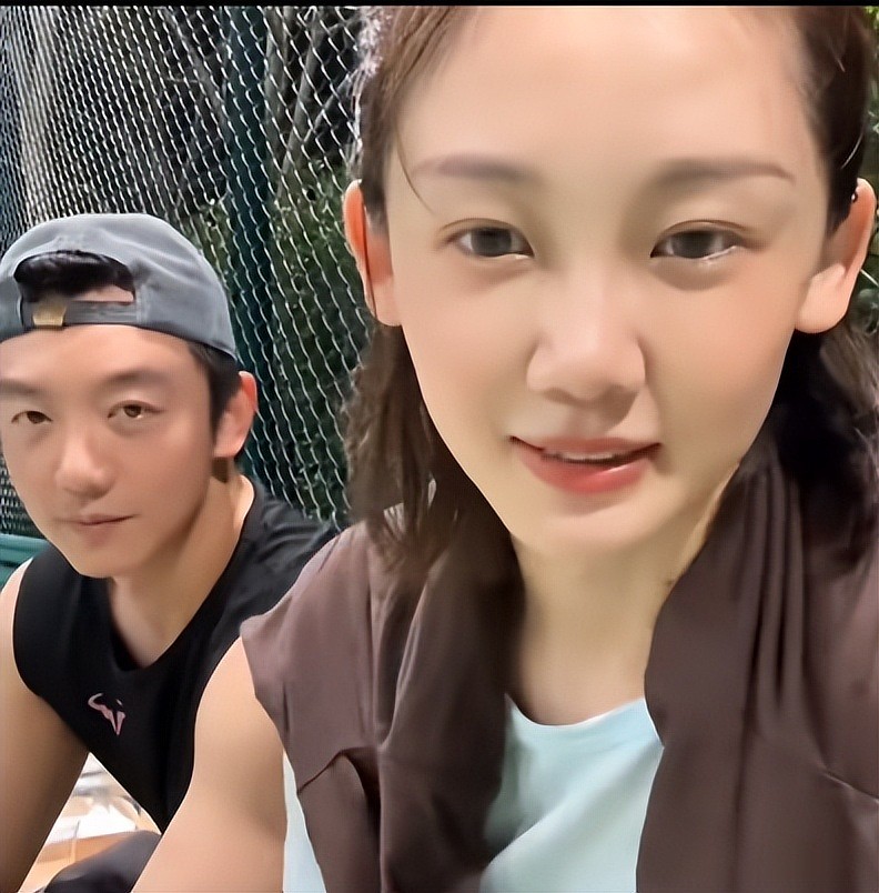 曝小姨子用郑恺附属卡买8万包引起家变，本人回应：从来没花过他们的钱（组图） - 3