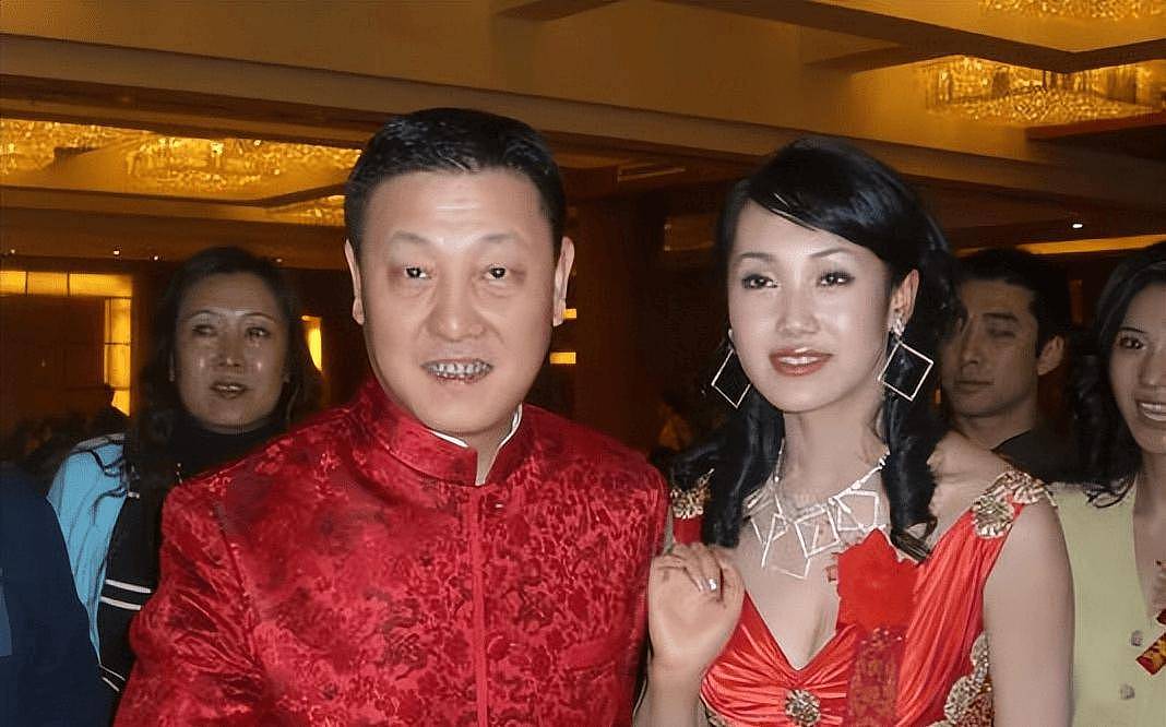 曝韩磊出轨致女性怀孕，对方小21岁，没原配漂亮，认识好几年了（组图） - 18