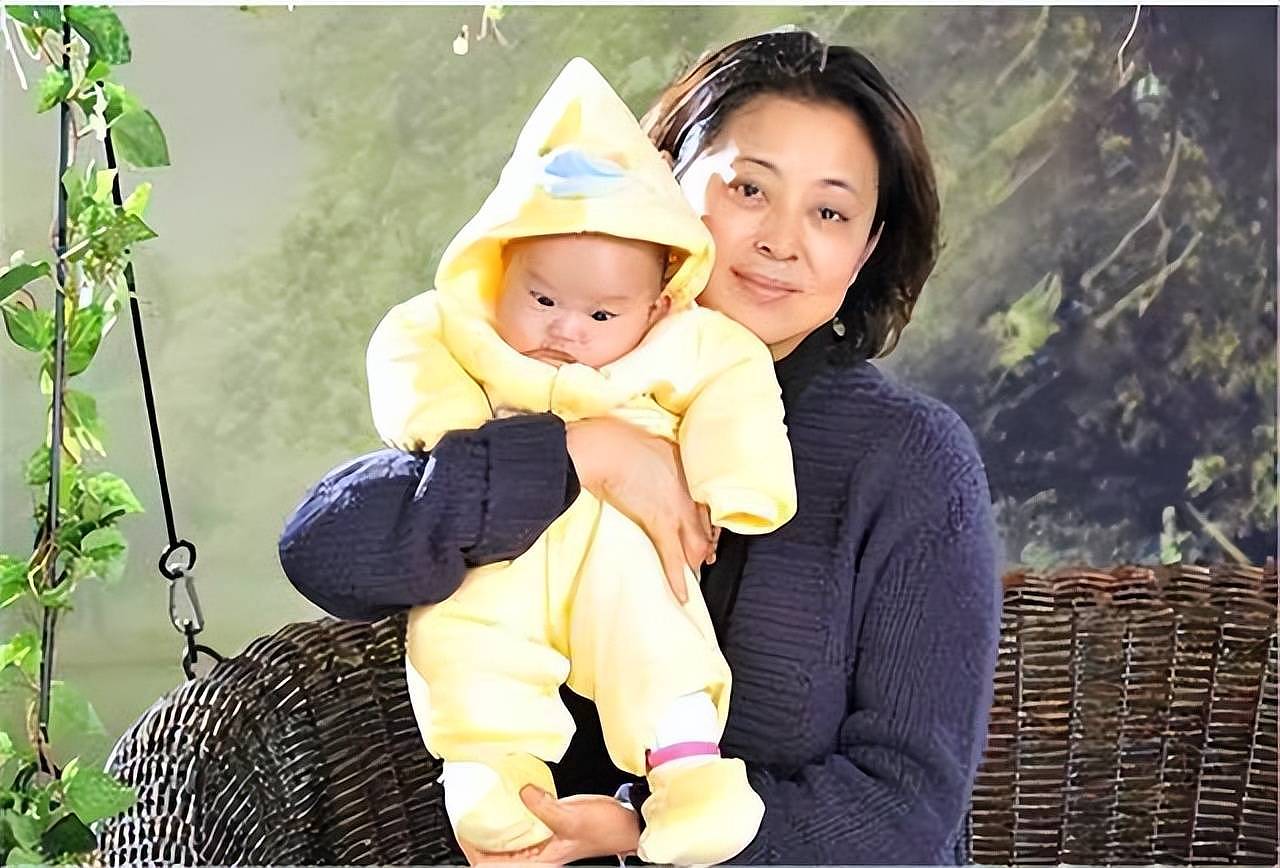 王文澜:与倪萍离婚被骂20年,儿子尊重他(组图) - 10
