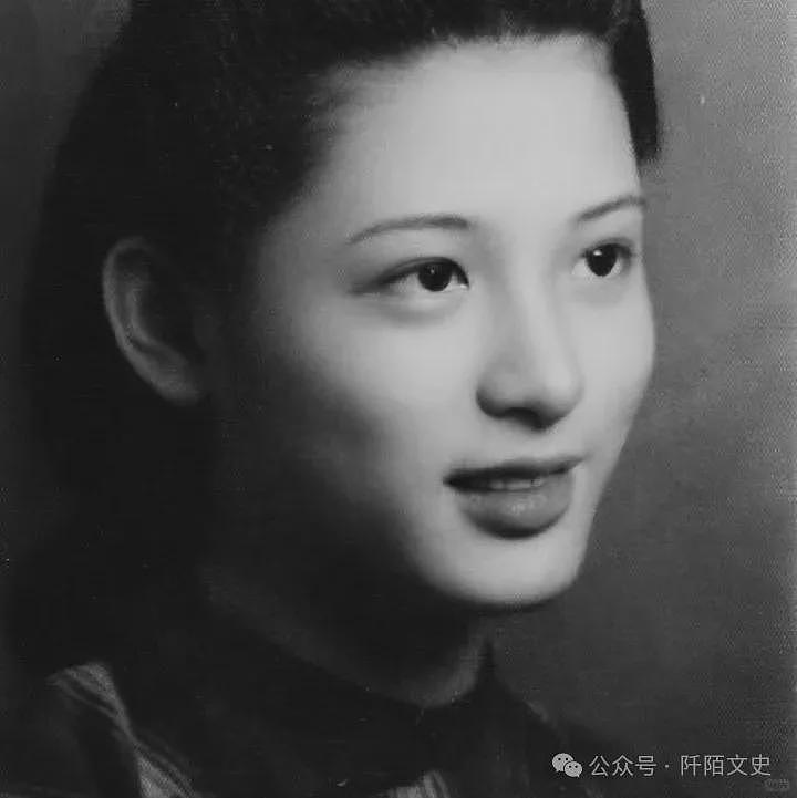 90岁老人旧照惊艳60万人：女生能漂亮到什么程度？（组图） - 3