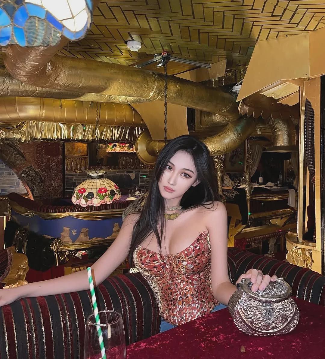 【美女】这位又酷又飒,身材好高颜值的设计师小姐姐,你爱了吗(组图) - 9