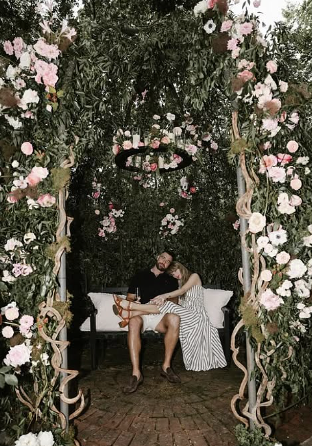 霉霉订婚啦！体育生男友奉上百万钻戒！半个娱乐圈祝福，世纪婚礼又要+1？（组图） - 7