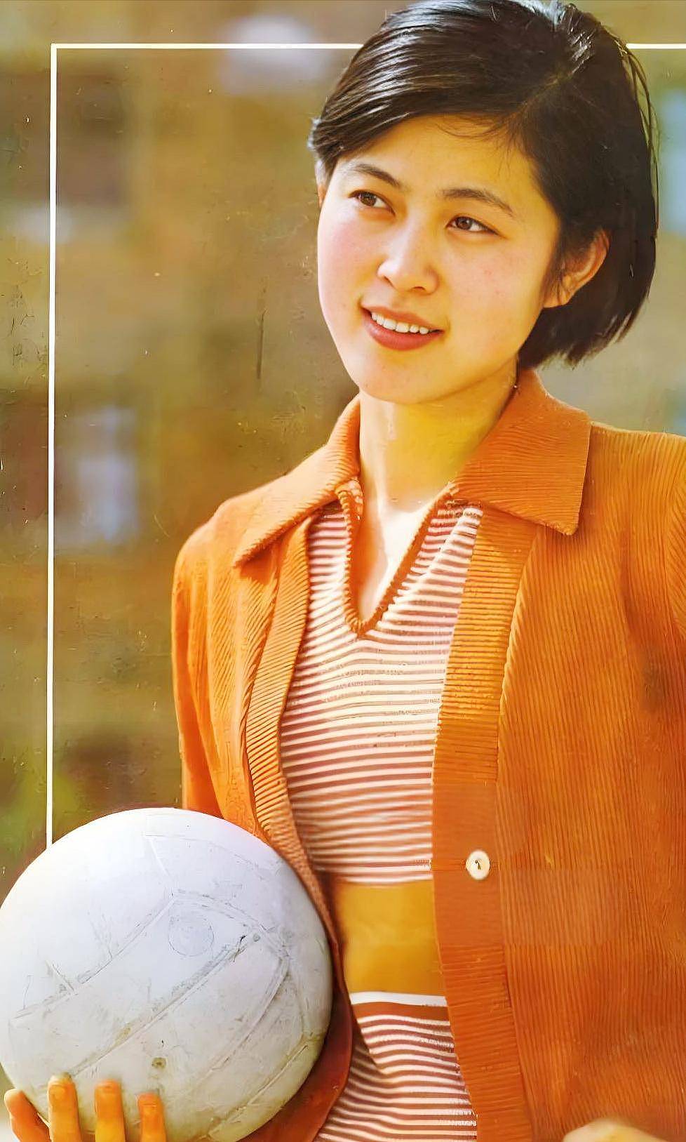 王文澜:与倪萍离婚被骂20年,儿子尊重他(组图) - 9