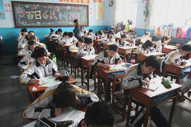 中考签约制蔓延，谁在提前制造教育焦虑（图） - 1