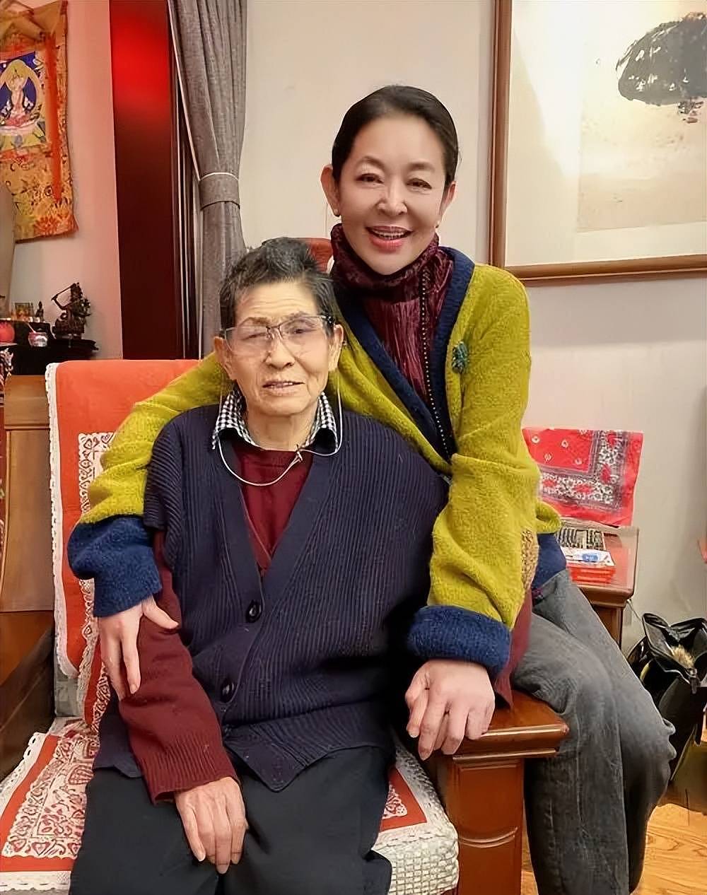 王文澜:与倪萍离婚被骂20年,儿子尊重他(组图) - 20