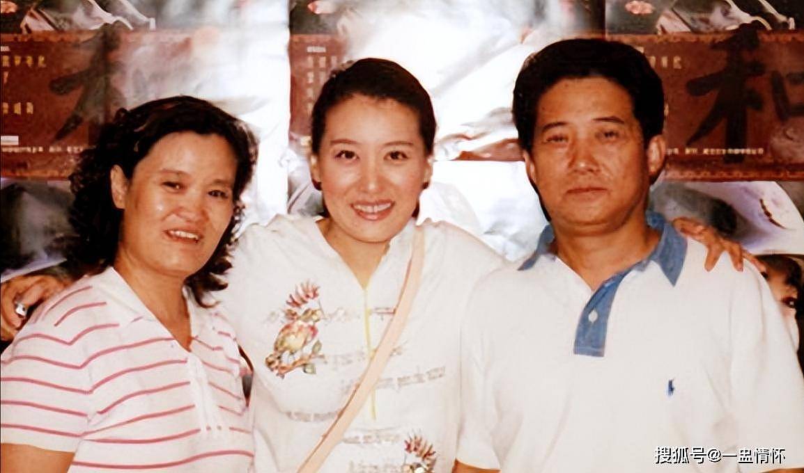 歌手谭晶嫁大9岁芯片之父，生双胞胎女儿，48岁明显衰老（组图） - 6