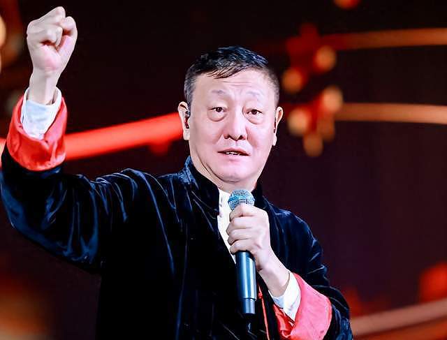 表面上德高望重，背地里却“玩得很花”，这些名人太令人意外了（组图） - 1