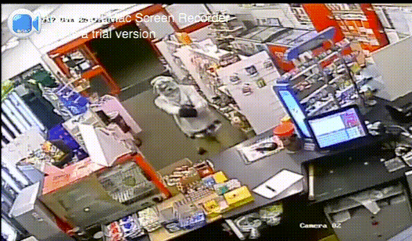 新西兰华人店铺半夜遭卡车破门！带走的东西太离谱，老板被气笑...（组图） - 12