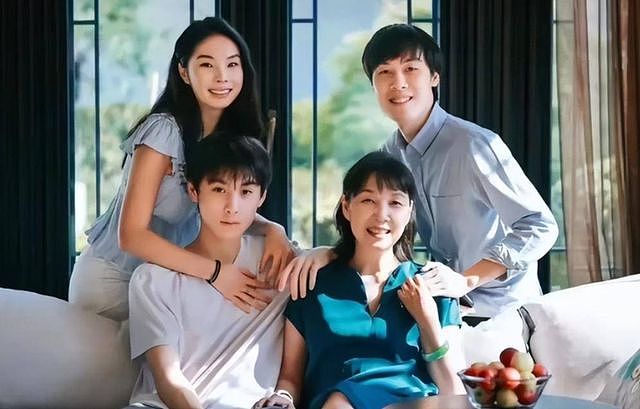 表面上德高望重，背地里却“玩得很花”，这些名人太令人意外了（组图） - 21