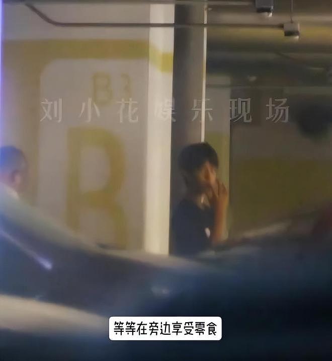 邓超被曝带儿子偷吃，网友：这下孙俪全知道了（组图） - 4