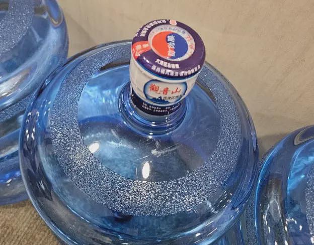 香港政府连闹笑话！被内地公司耍的团团转，接连采购“高仿假货”（组图） - 2