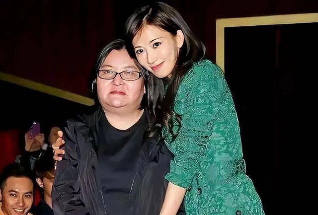 62岁邱黎宽卷入8亿遗产案！闺蜜儿子告她欺诈，港媒曝她喜欢赌博（组图） - 4