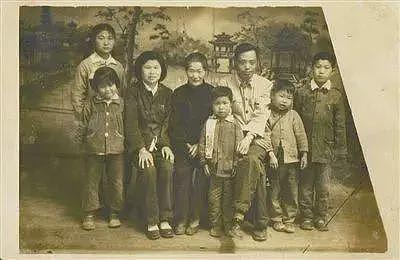 律师张红兵在文革时举报母亲致其被枪决，40年后申请母墓地为文物（组图） - 2