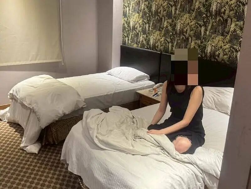 50分钟收费2万！日本AV女优拍片空档兼职，赴台卖春落网！现场逮捕照曝光（组图） - 1