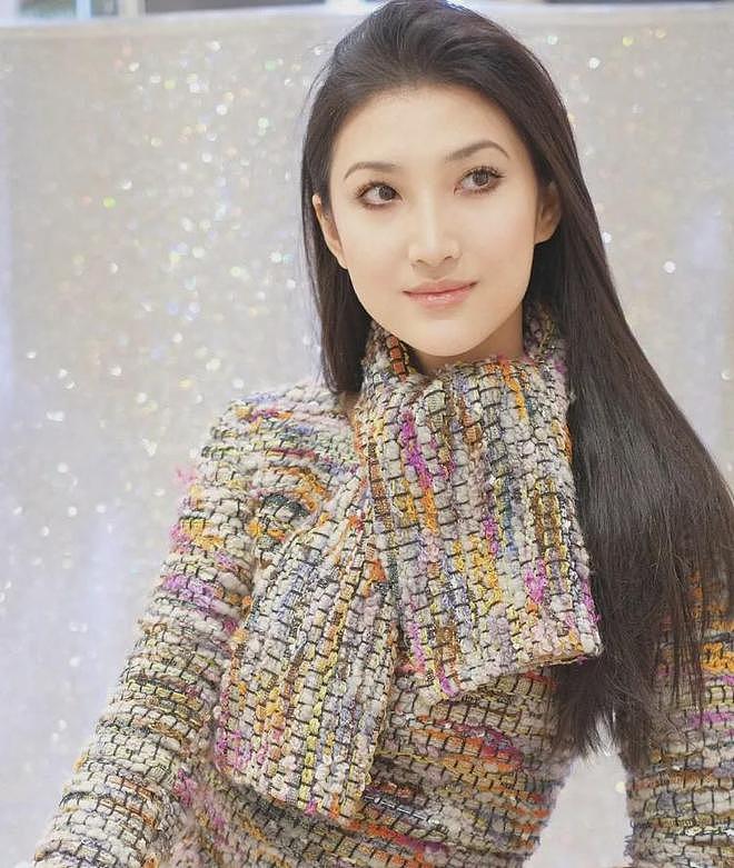 京城四少汪雨再婚！女方官宣甜喊嫁给爱情，双方相差18岁（组图） - 3