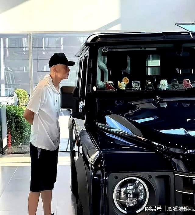 提新车住豪宅，68岁“丁克”了一辈子的葛优，最终活成了人生赢家（组图） - 5