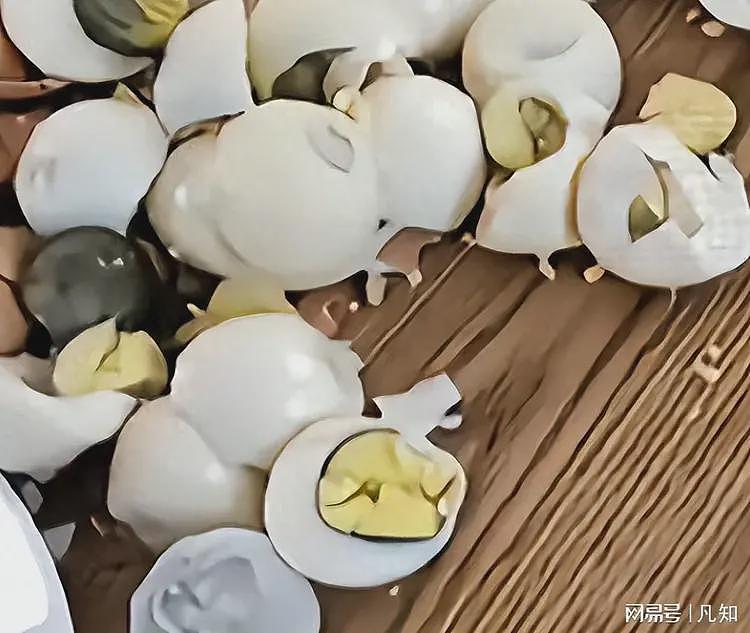 捏碎鸡蛋后续：知情人曝更多猛料，工作单位被扒，一家都不是善茬（视频/组图） - 1