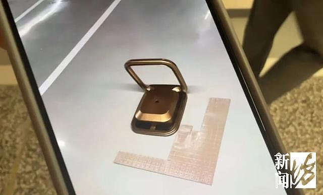 上海小区突然开收停车费，千万豪宅业主大喊“吃不消”（组图） - 1