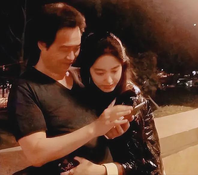 杨采钰被曝插足当小三？新男友有正妻，爷爷不认可她，知情人透露更多细节（组图） - 4