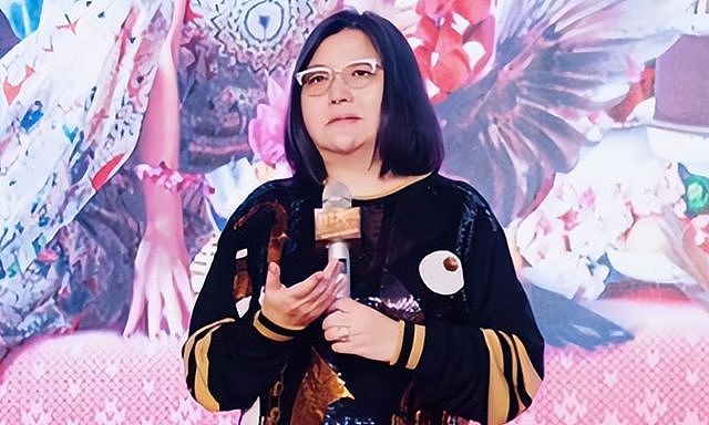 62岁邱黎宽卷入8亿遗产案！闺蜜儿子告她欺诈，港媒曝她喜欢赌博（组图） - 21