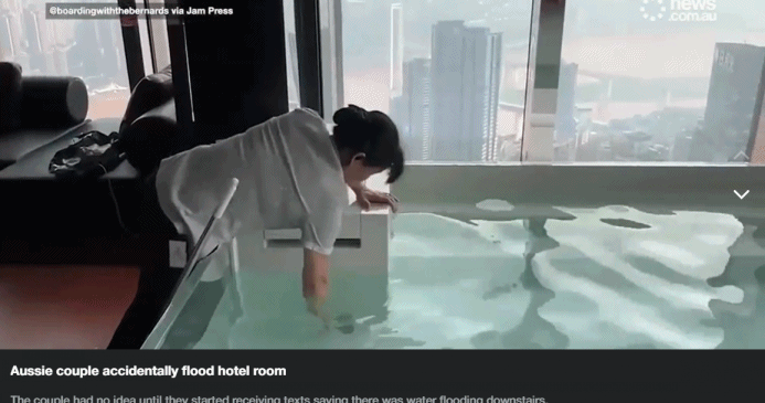 澳洲夫妇入住中国五星级酒店，泡澡泡一半，工作人员全冲进来，杯具了（组图） - 5