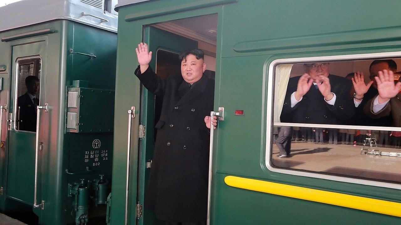 金正恩料9月2日抵北京,丹东酒店传暂停订房,火车票停售(组图) - 2