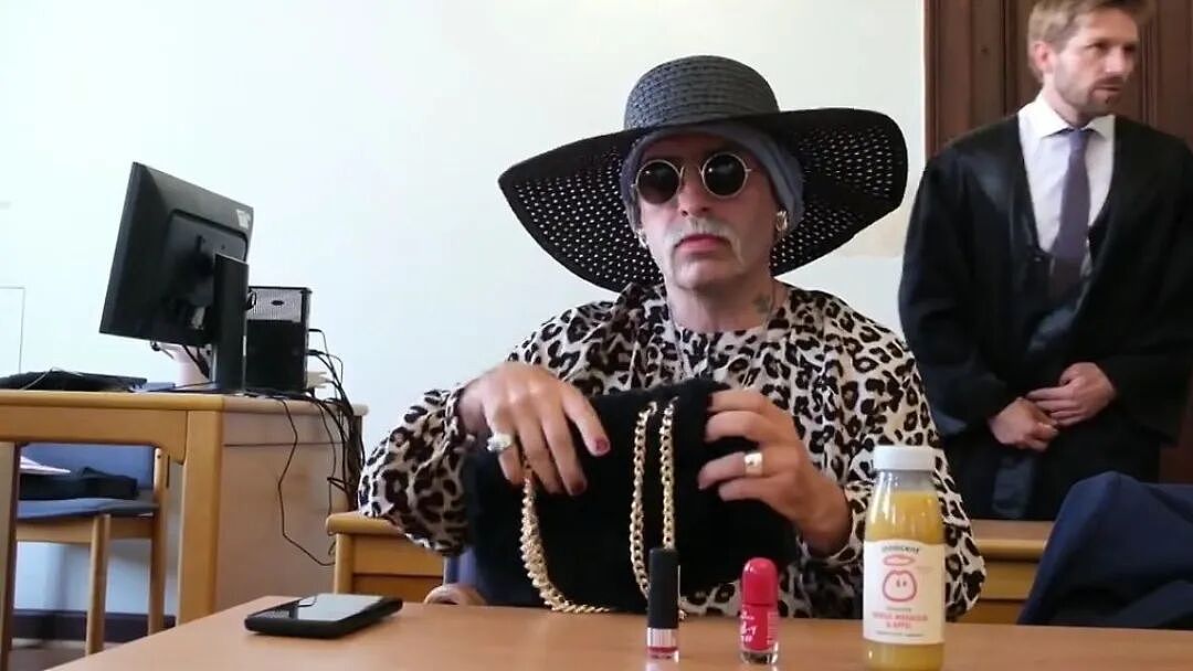 仇恨LGBT的德国极右翼男子被判入狱,却在入狱前紧急申请变为女人?!网友:魔法打败魔法...(组图) - 15