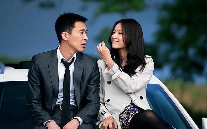 徐静蕾黄立行罕见同框，两人举止亲密，相恋15年，不结婚也没孩子（组图） - 10