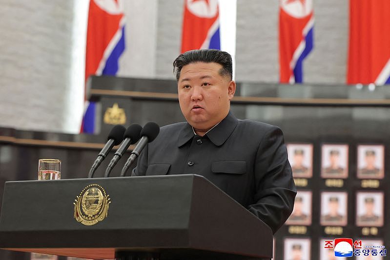 打破44年惯例震撼国际,金正恩亲自出席北京阅兵(组图) - 1